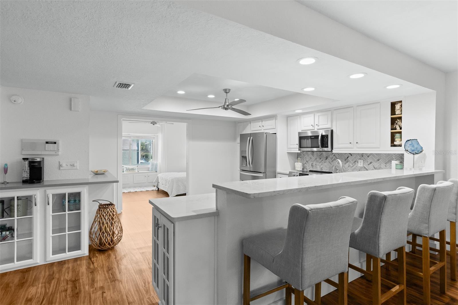 Image 3 of 85 For 545 Pinellas Bayway S 301