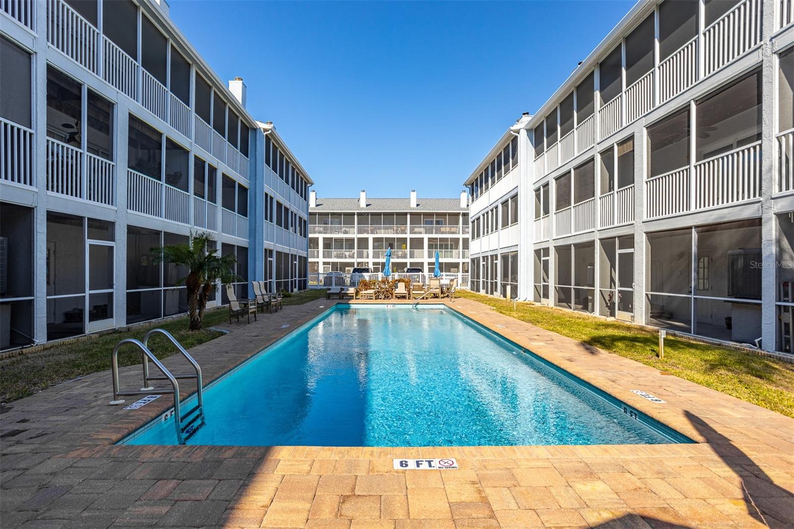 Image 40 of 85 For 545 Pinellas Bayway S 301