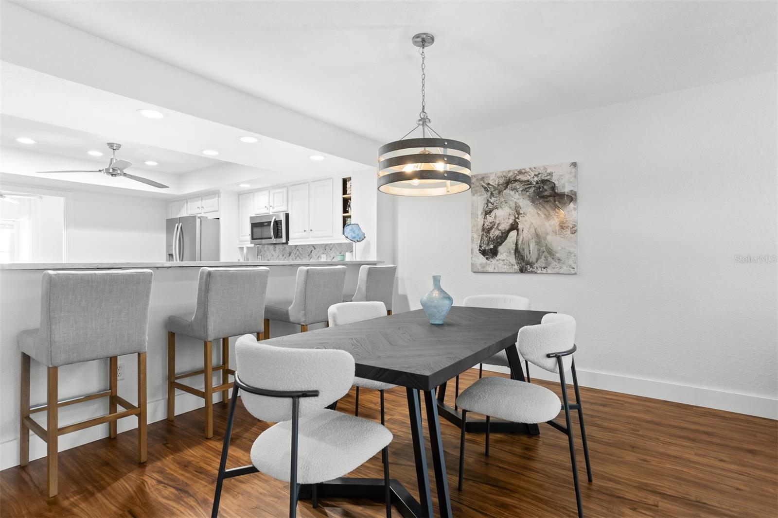 Image 5 of 85 For 545 Pinellas Bayway S 301