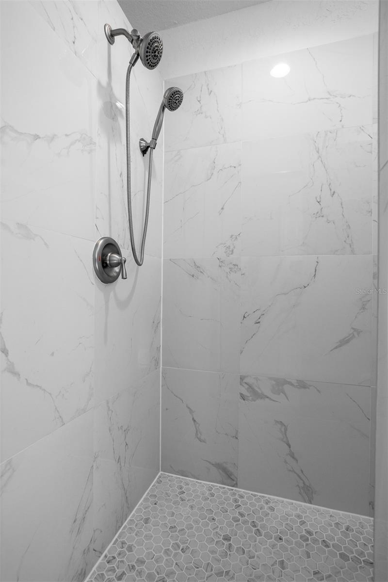 Image 50 of 85 For 545 Pinellas Bayway S 301