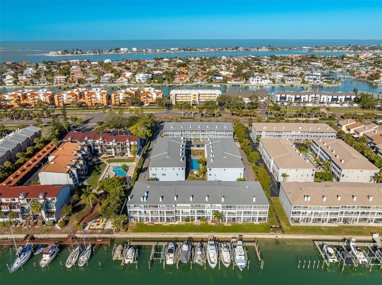 Image 68 of 85 For 545 Pinellas Bayway S 301