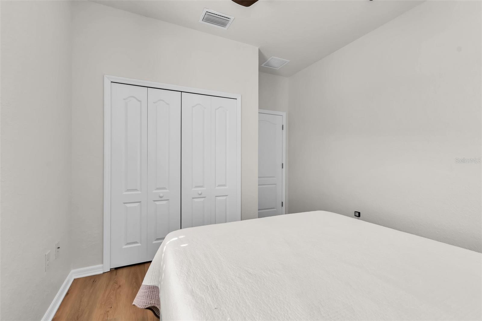 Image 25 of 53 For 2712 Starwood Court