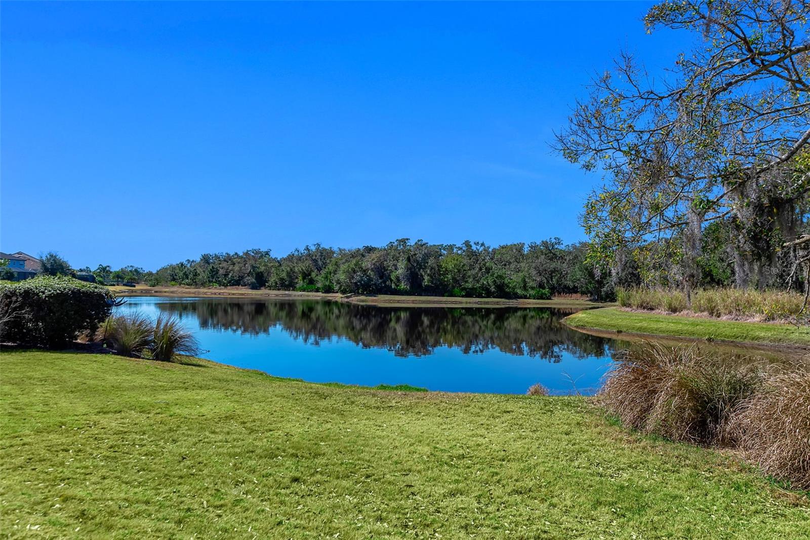 Image 40 of 53 For 2712 Starwood Court