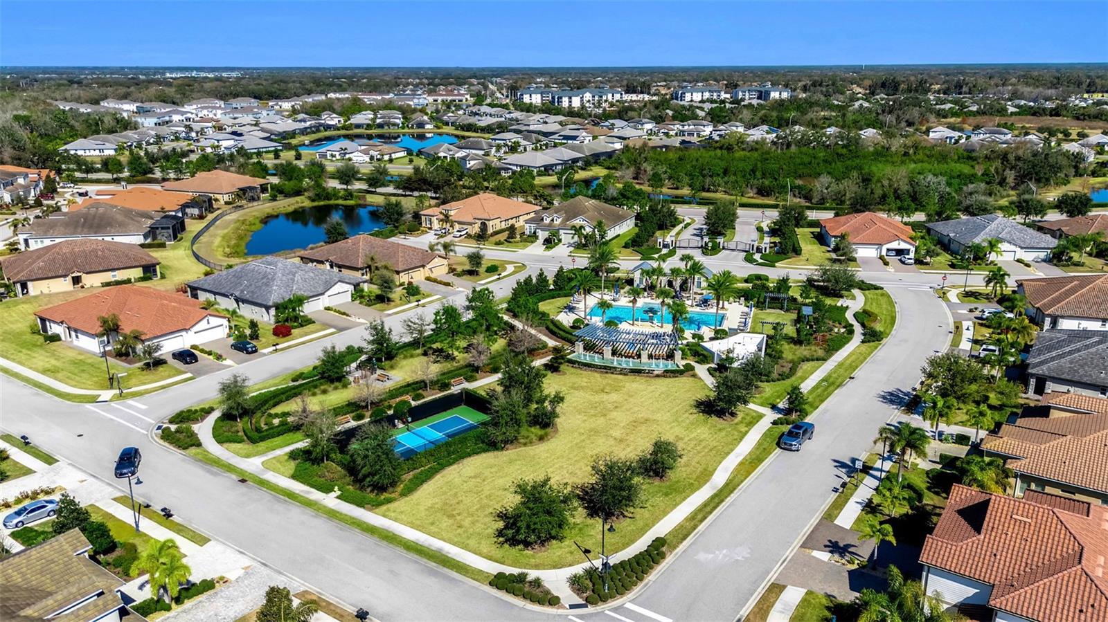 Image 46 of 53 For 2712 Starwood Court