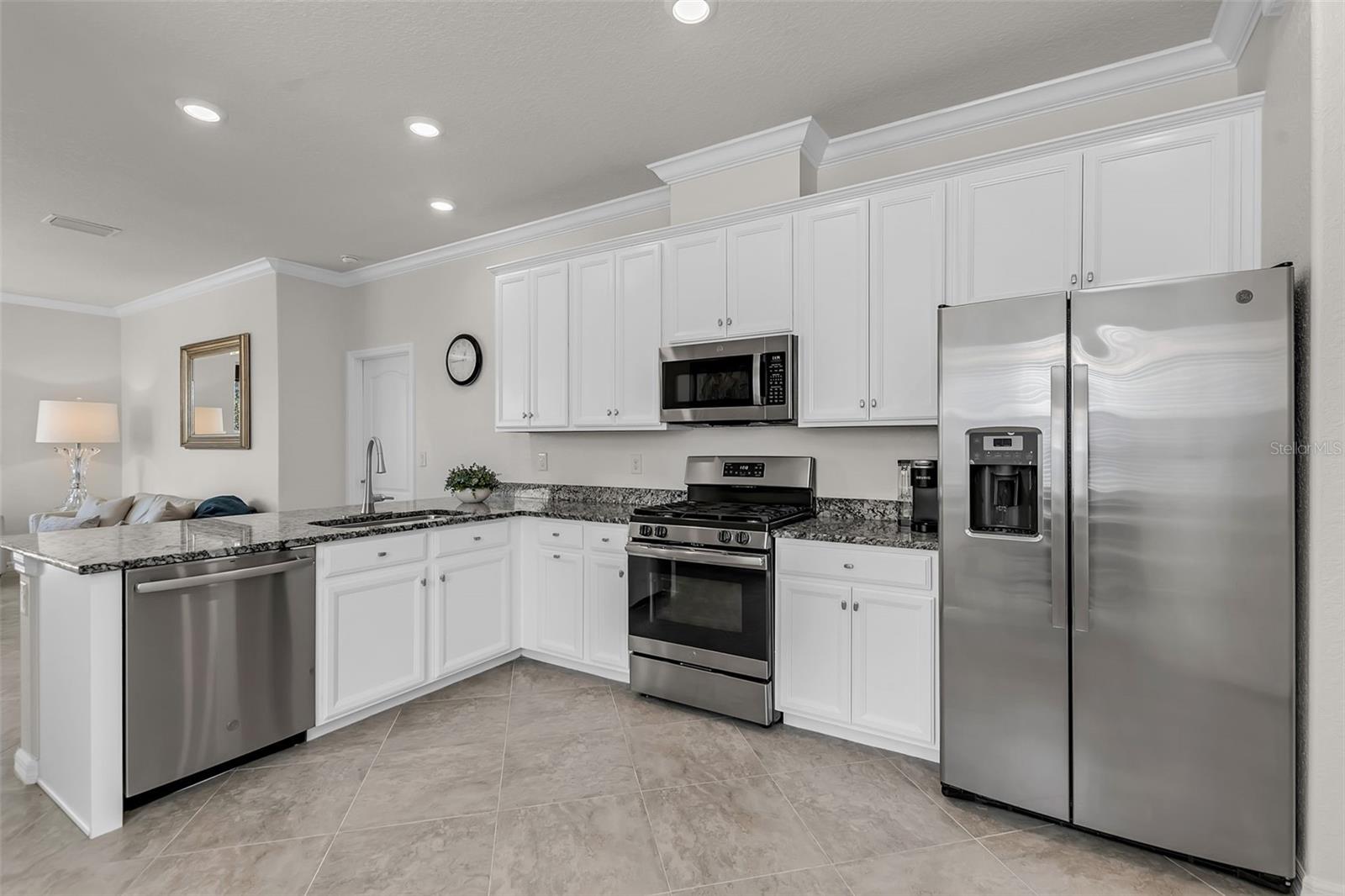 Image 9 of 53 For 2712 Starwood Court