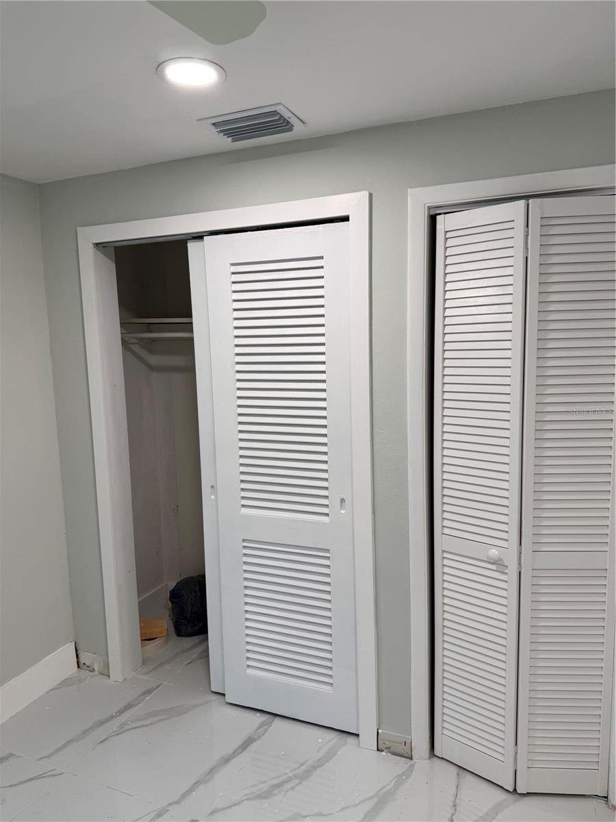 Image 13 of 19 For 130 Virginia Court