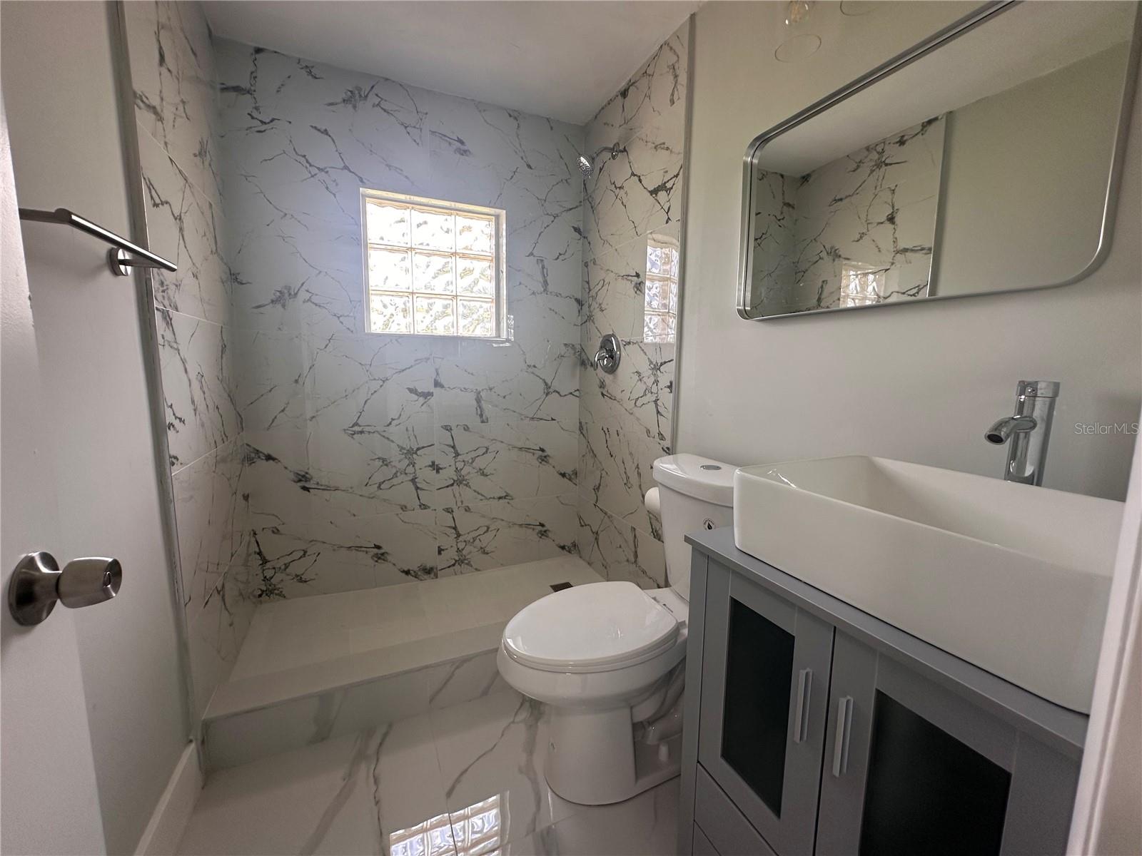 Image 8 of 19 For 130 Virginia Court