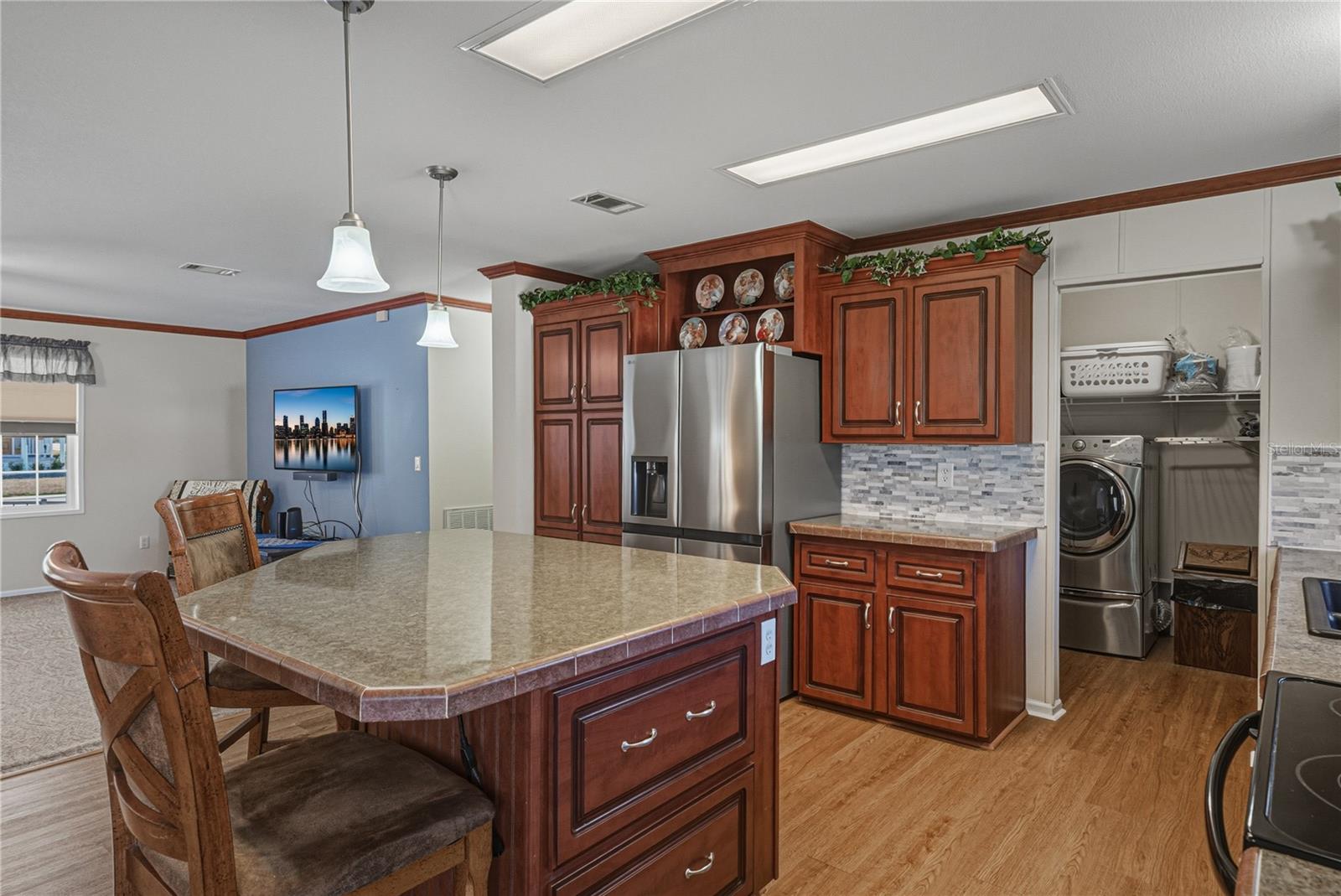 Image 23 of 49 For 37519 Corey Lewis Avenue