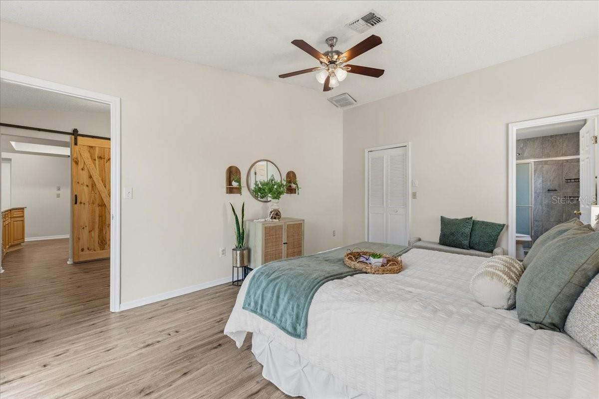 Image 26 of 50 For 9267 92nd Way