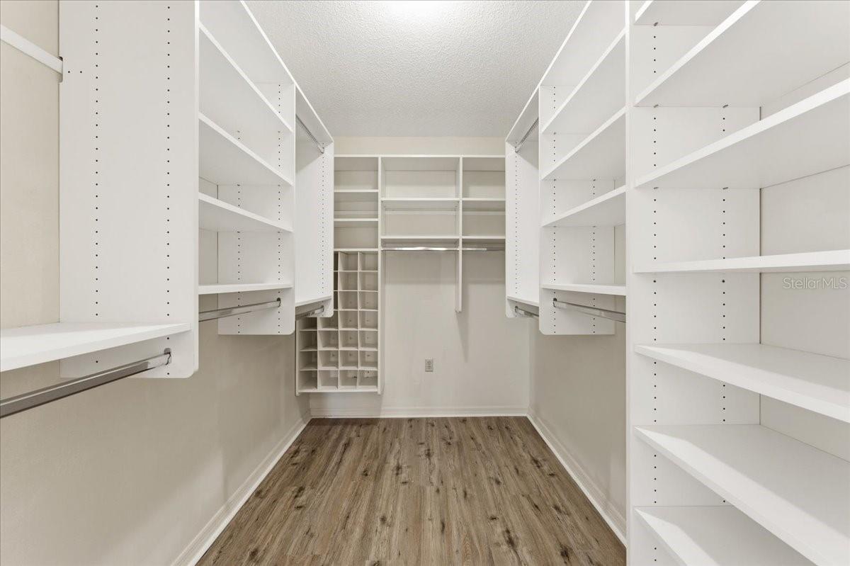 Image 29 of 50 For 9267 92nd Way