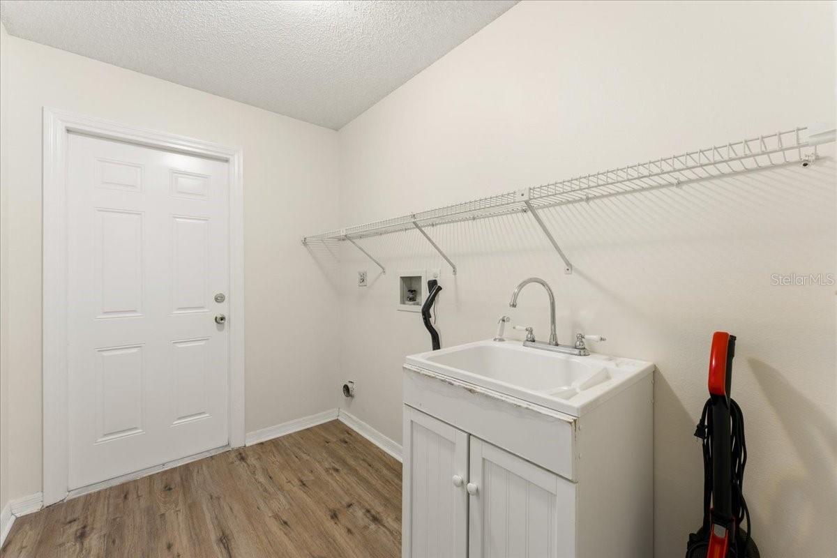 Image 43 of 50 For 9267 92nd Way