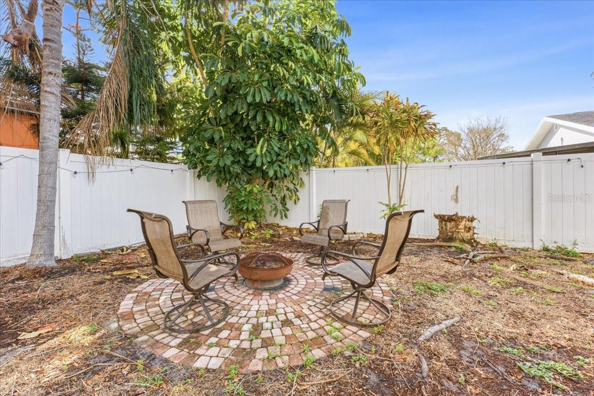 Image 46 of 50 For 9267 92nd Way