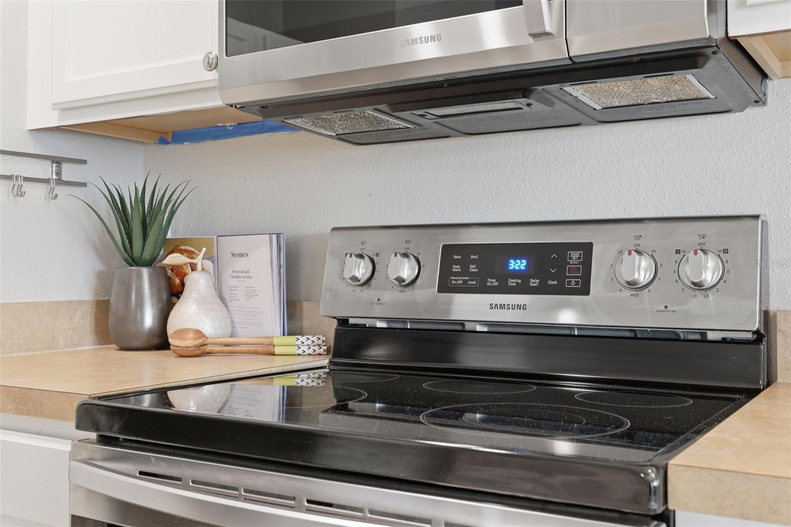 Image 21 of 65 For 6039 Desert Peace Avenue