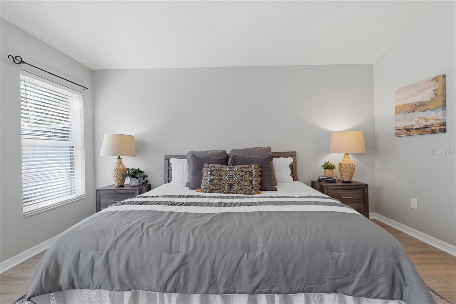 Image 25 of 65 For 6039 Desert Peace Avenue