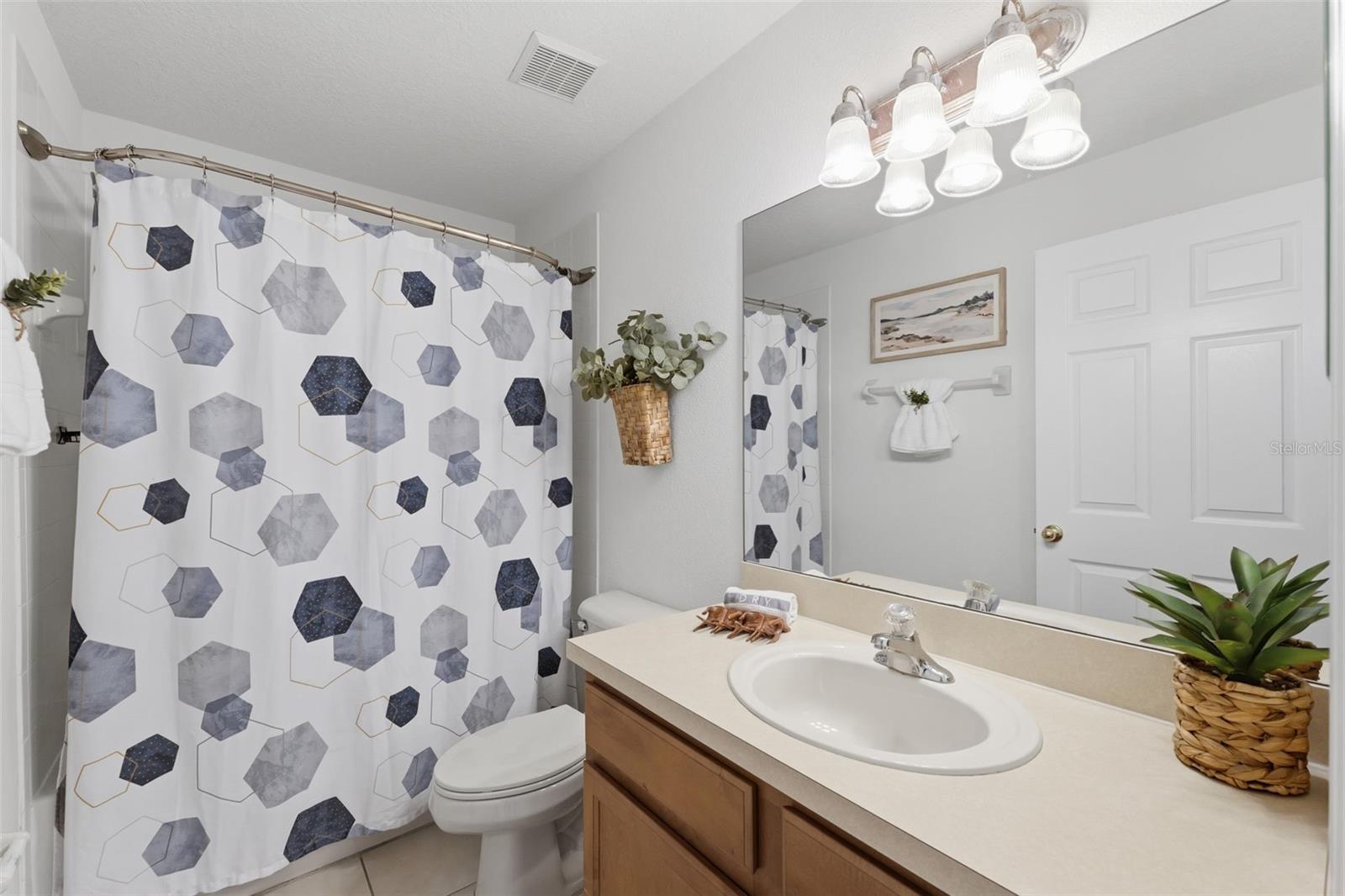 Image 35 of 65 For 6039 Desert Peace Avenue