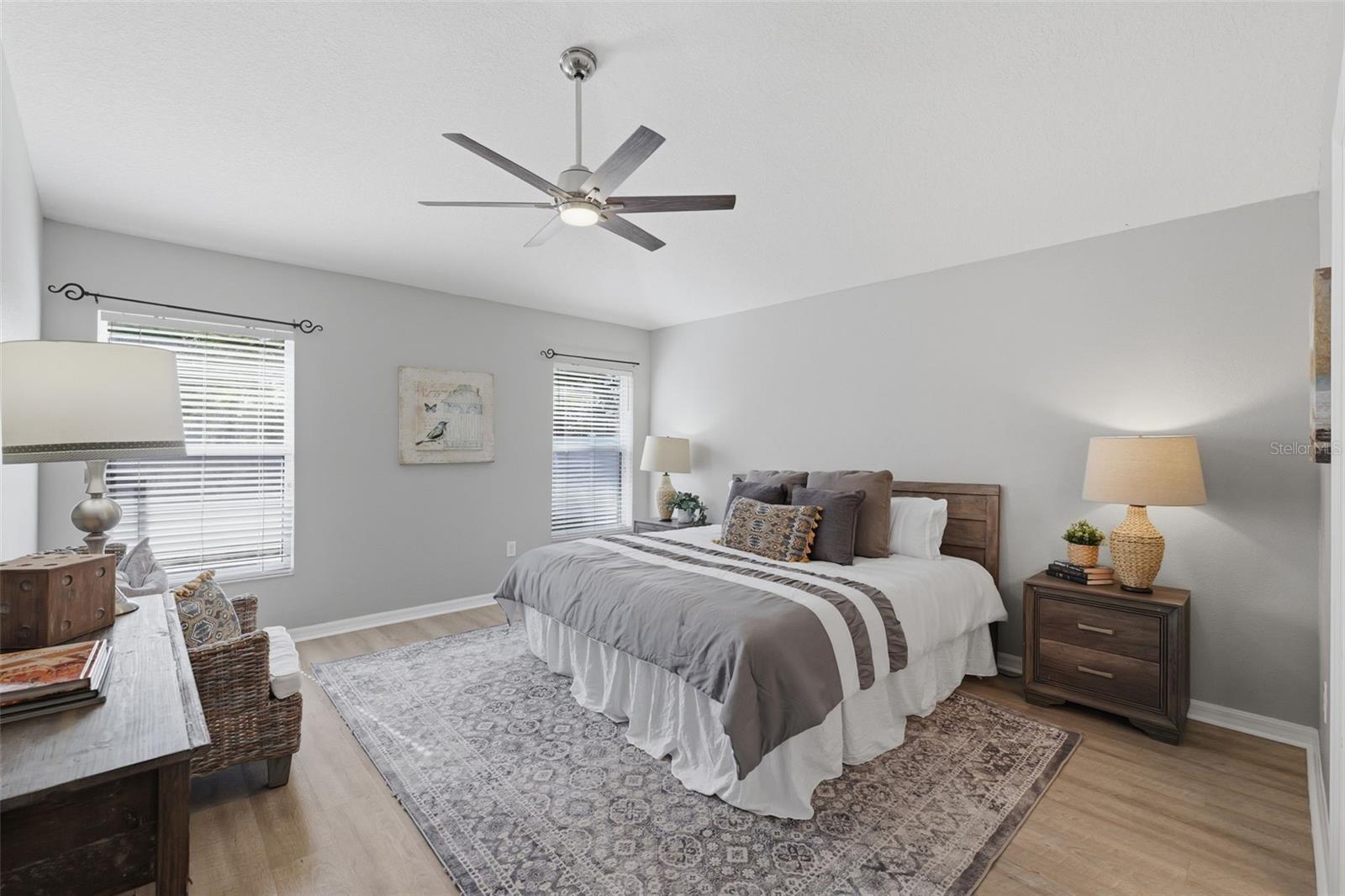 Image 5 of 65 For 6039 Desert Peace Avenue