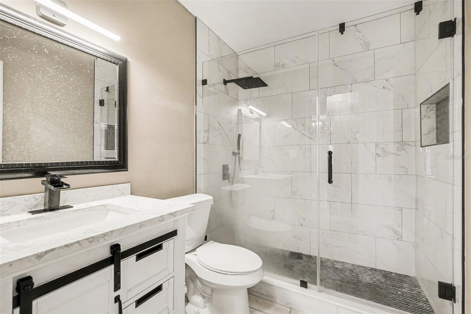 Image 13 of 17 For 7624 Desoto Court