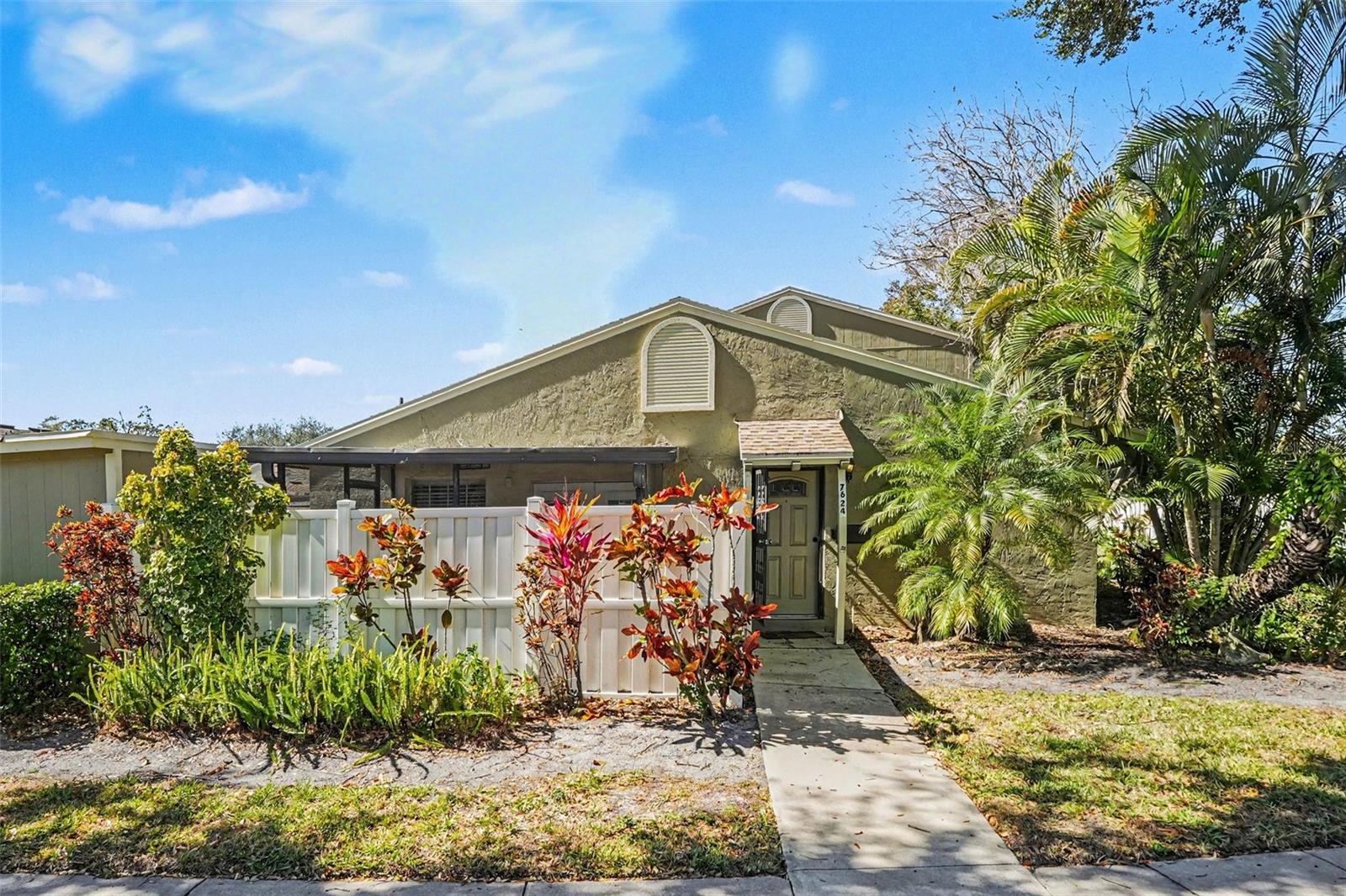 Image 2 of 17 For 7624 Desoto Court