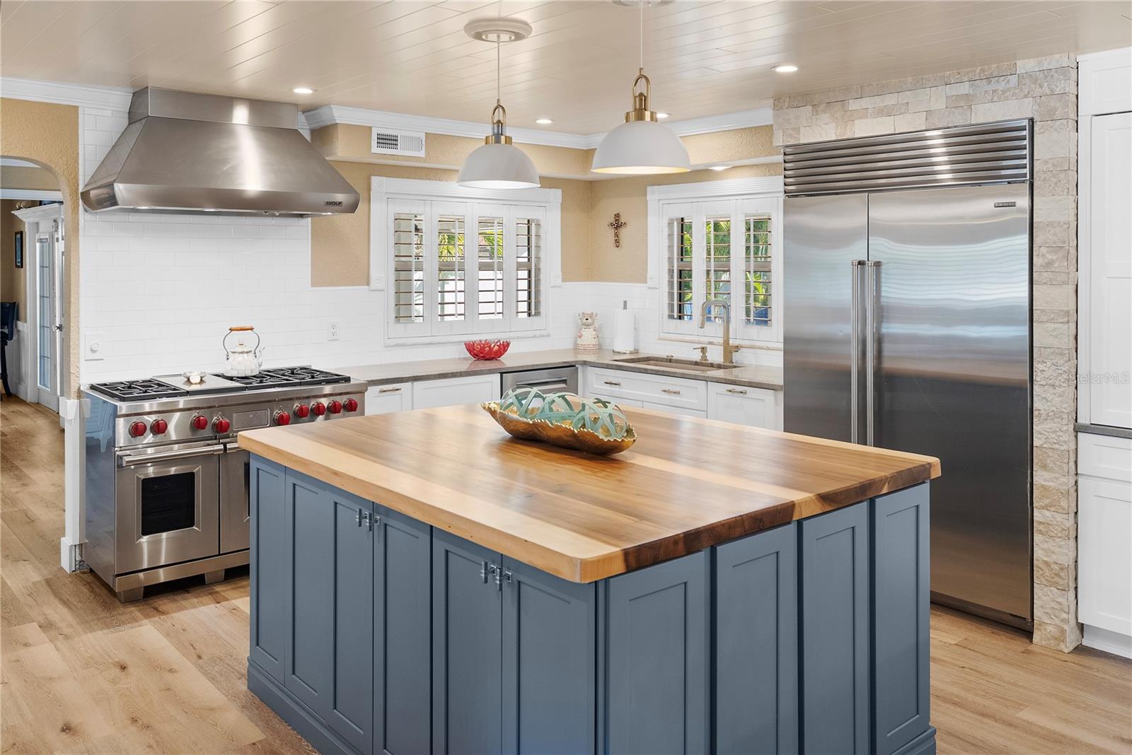 Image 17 of 76 For 1896 Sailfish Road S