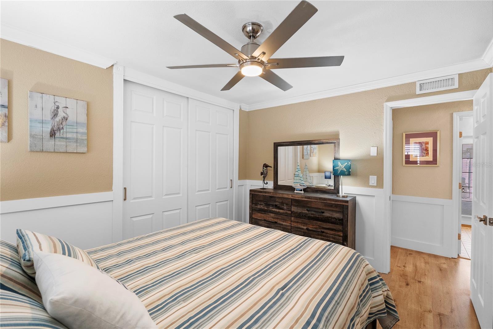 Image 40 of 76 For 1896 Sailfish Road S