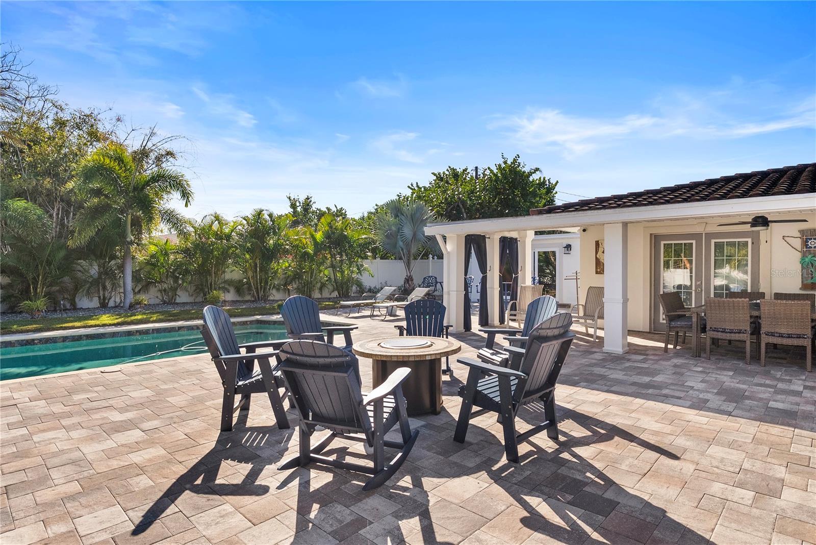 Image 61 of 76 For 1896 Sailfish Road S