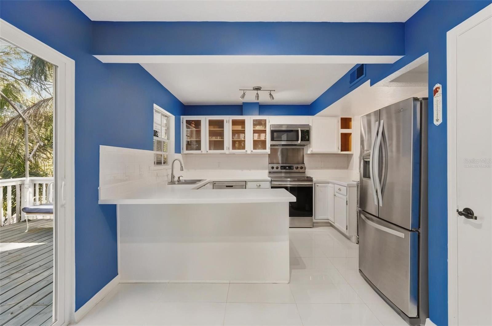 Image 30 of 86 For 514 Wideview Avenue