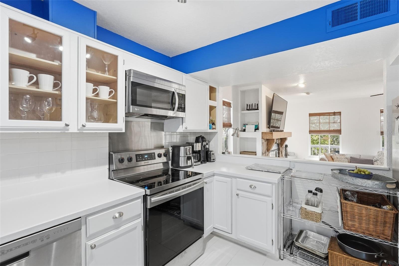 Image 35 of 86 For 514 Wideview Avenue