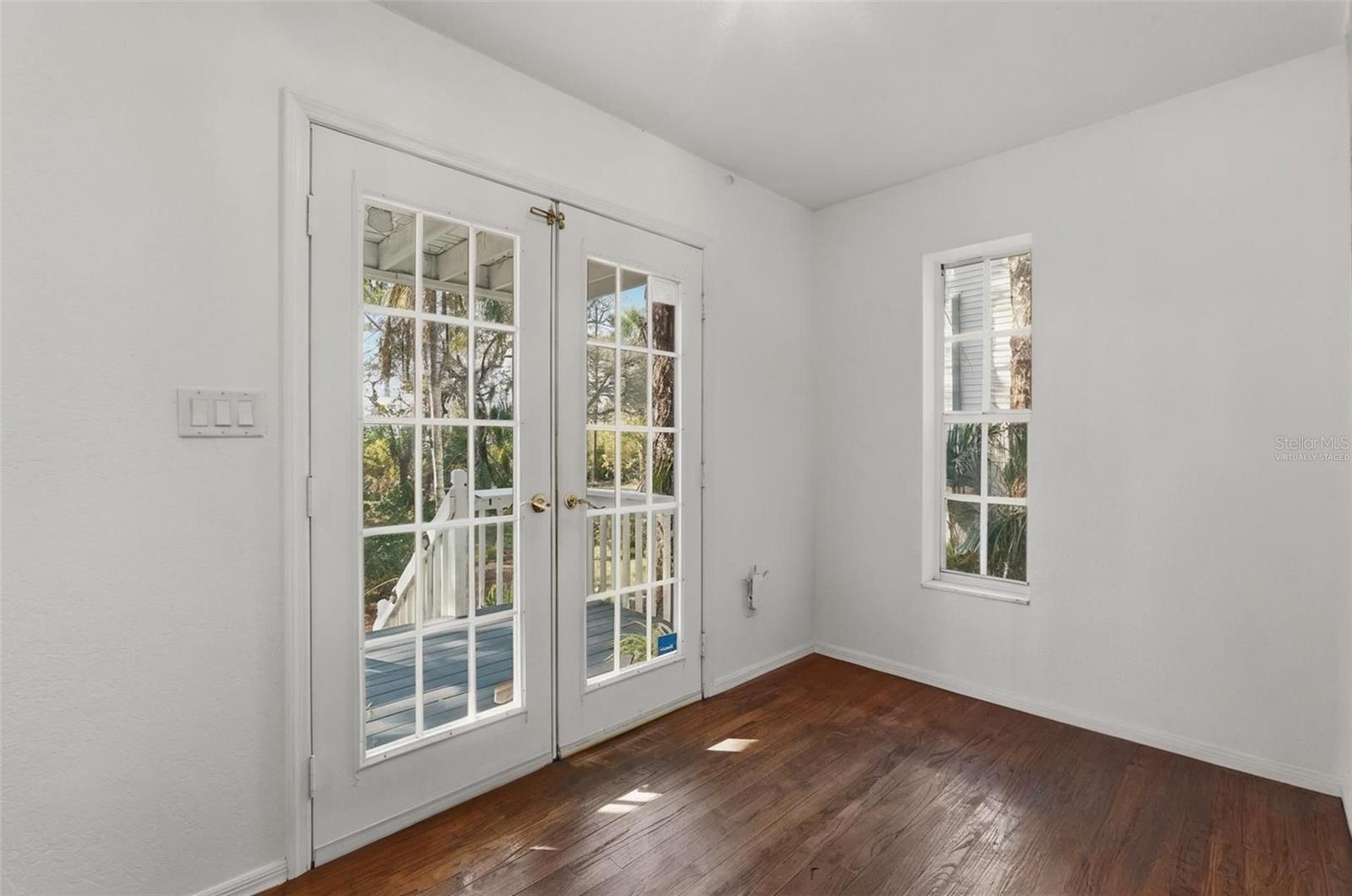 Image 41 of 86 For 514 Wideview Avenue