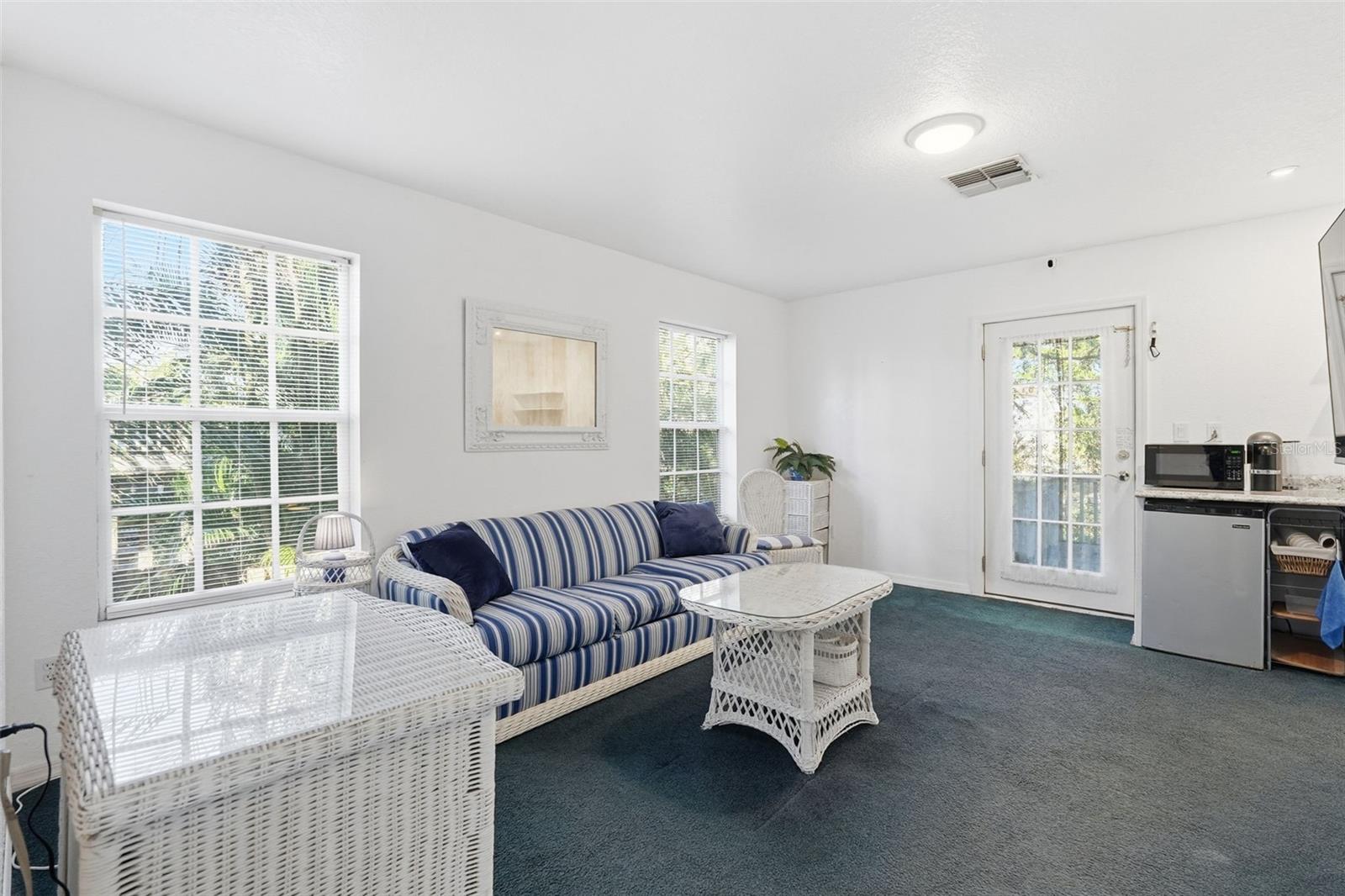 Image 44 of 86 For 514 Wideview Avenue