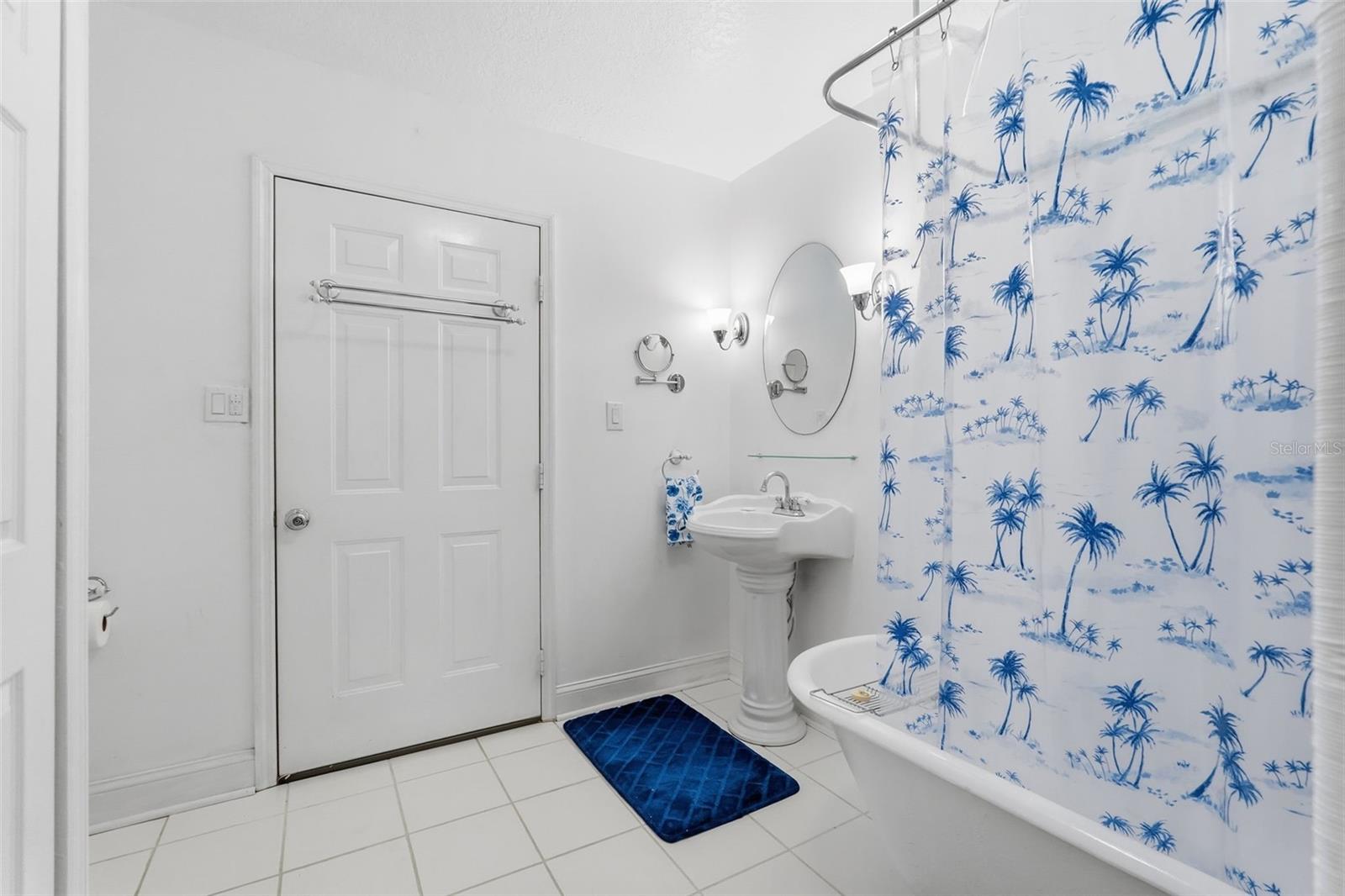 Image 48 of 86 For 514 Wideview Avenue