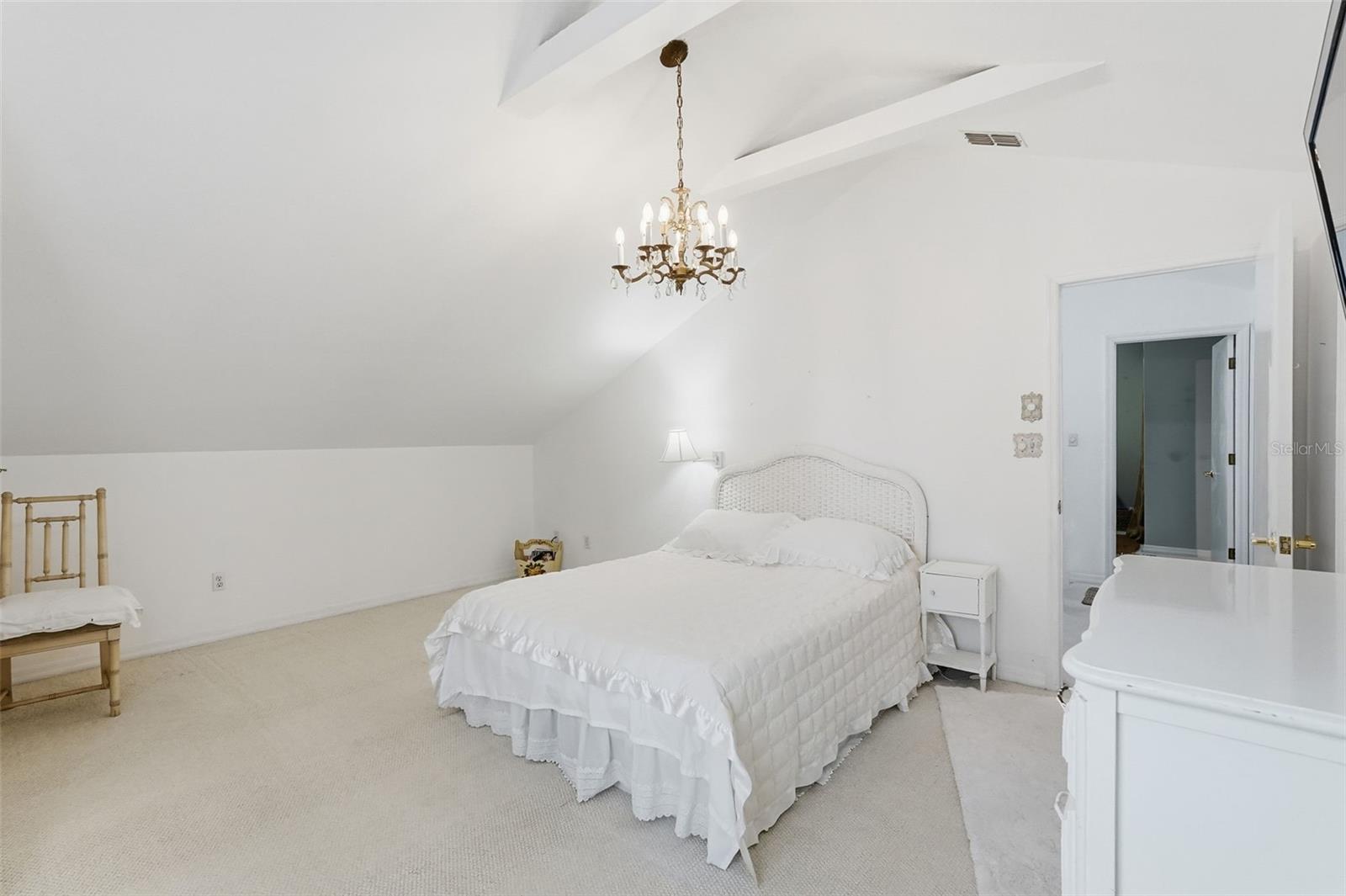 Image 61 of 86 For 514 Wideview Avenue