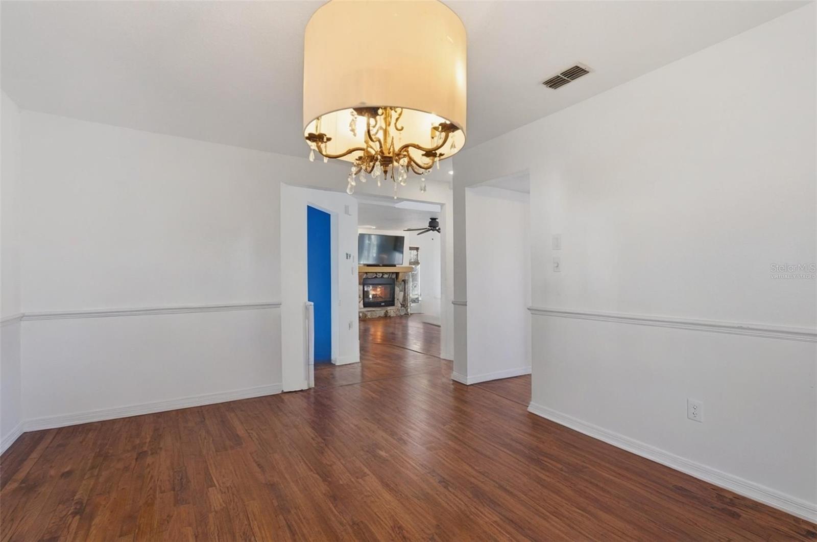 Image 9 of 86 For 514 Wideview Avenue