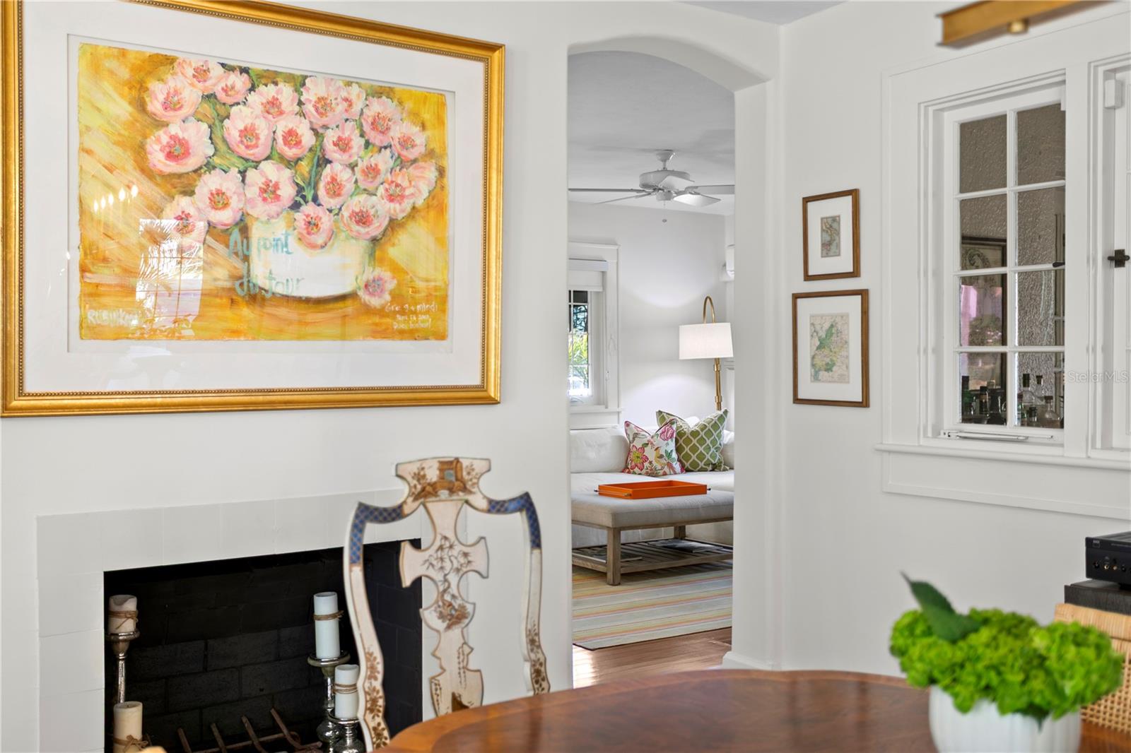 Listing photo id 12 for 936 17th Avenue Ne