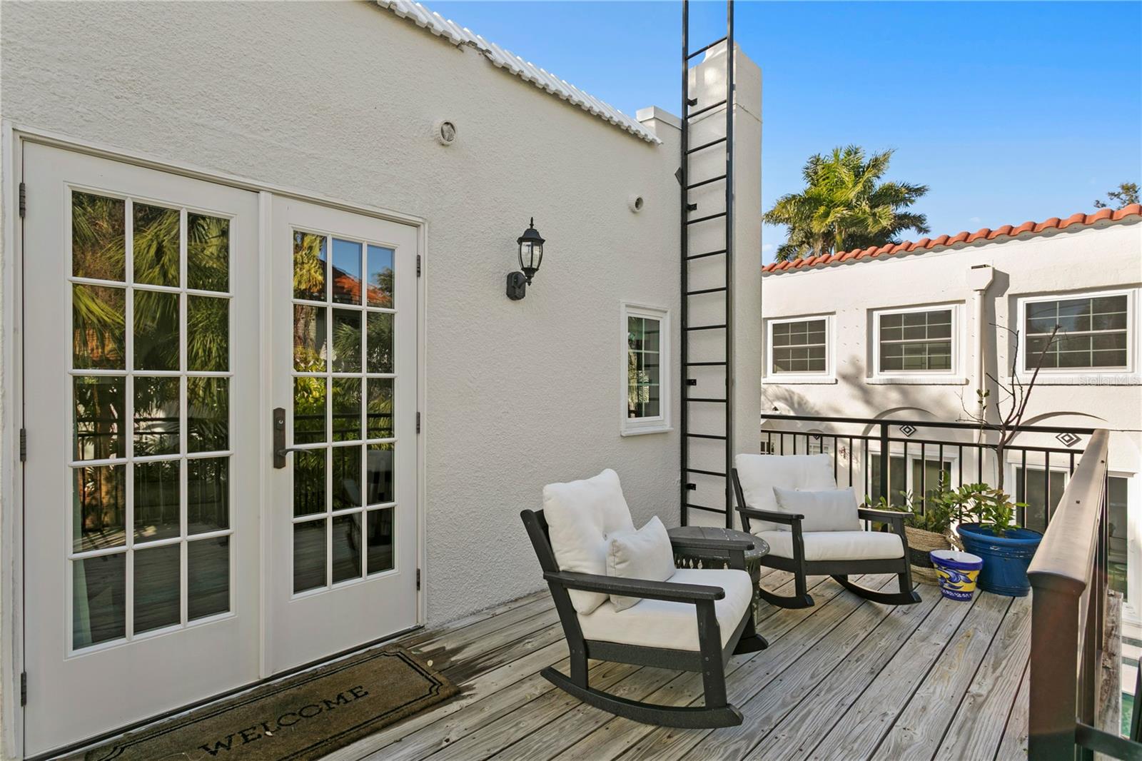 Listing photo id 29 for 936 17th Avenue Ne