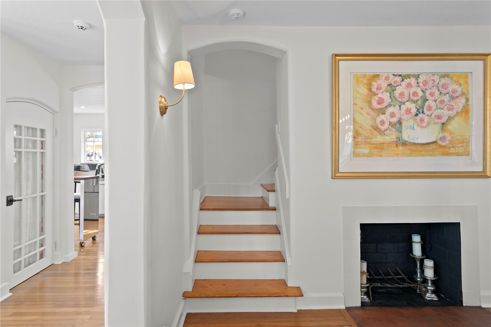 Listing photo id 38 for 936 17th Avenue Ne