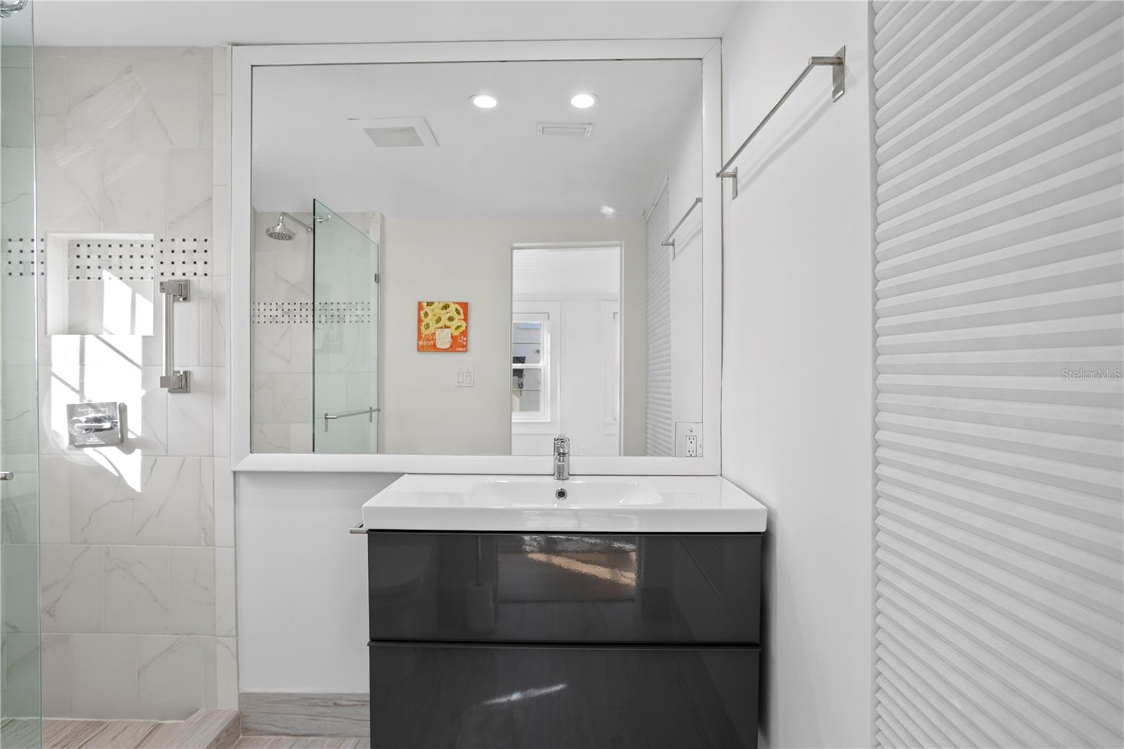 Listing photo id 42 for 936 17th Avenue Ne