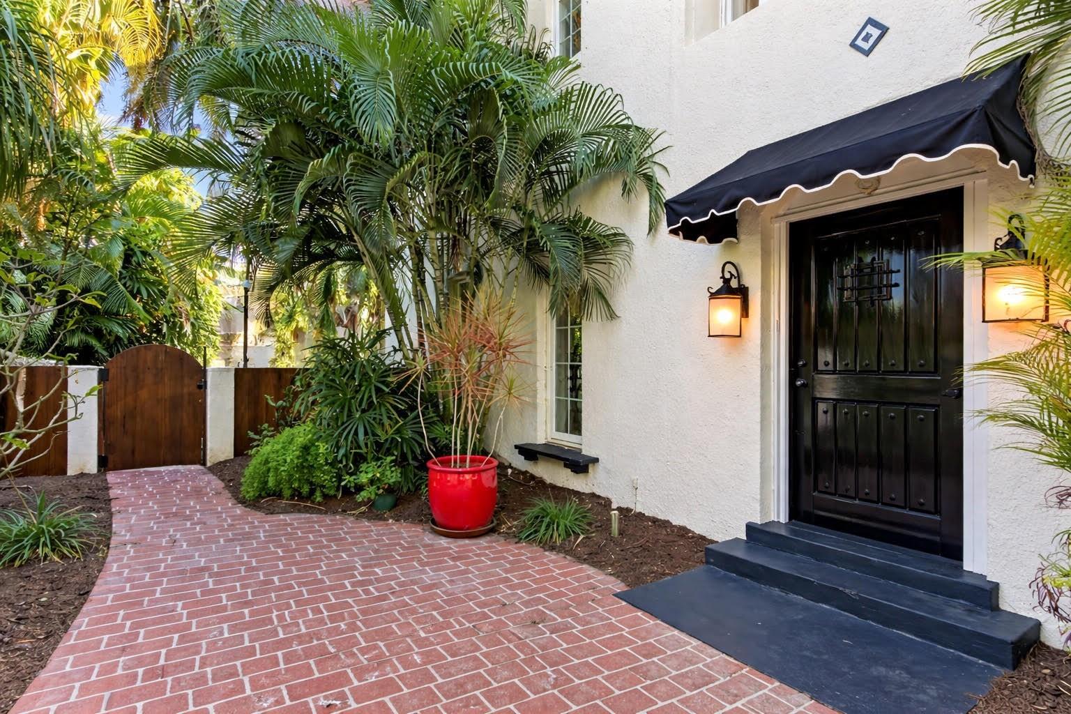 Listing photo id 54 for 936 17th Avenue Ne