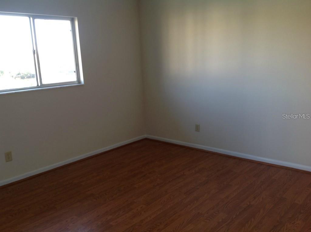 Image 19 of 44 For 11201 122nd Avenue L-232