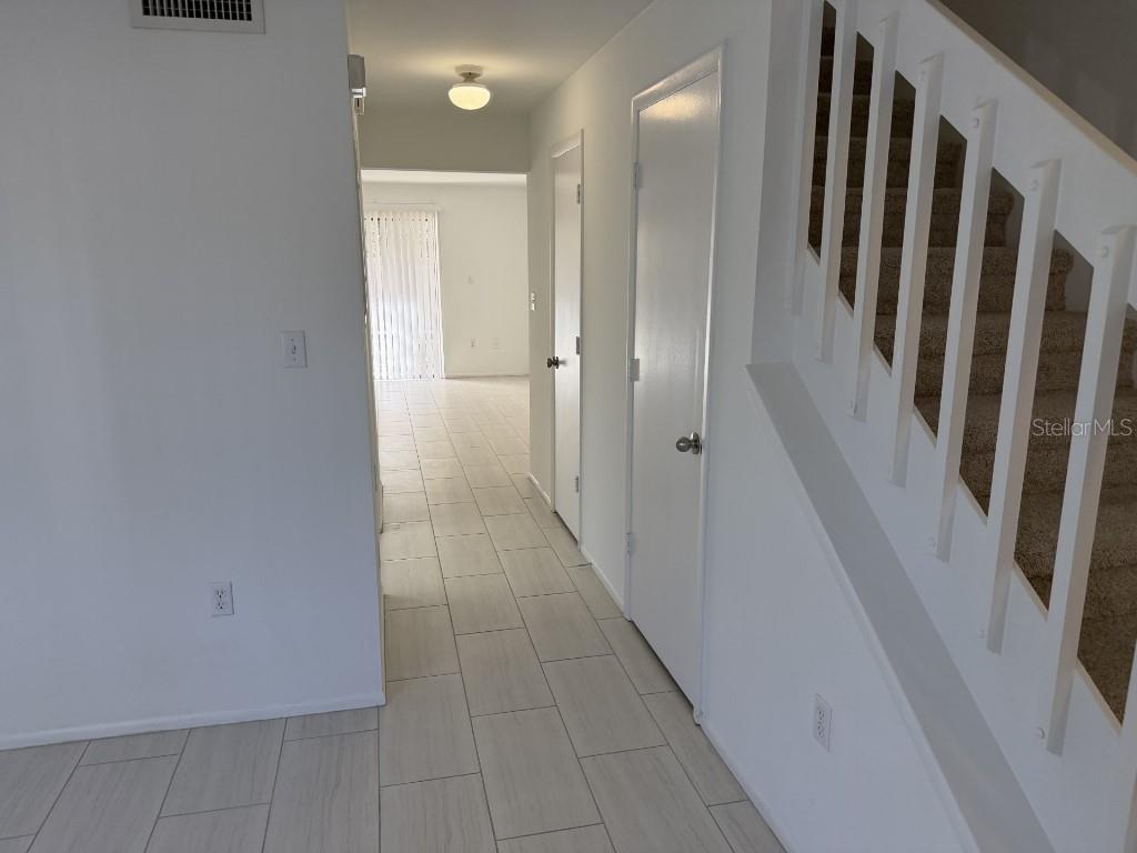 Image 4 of 15 For 926 Sunridge Drive F1