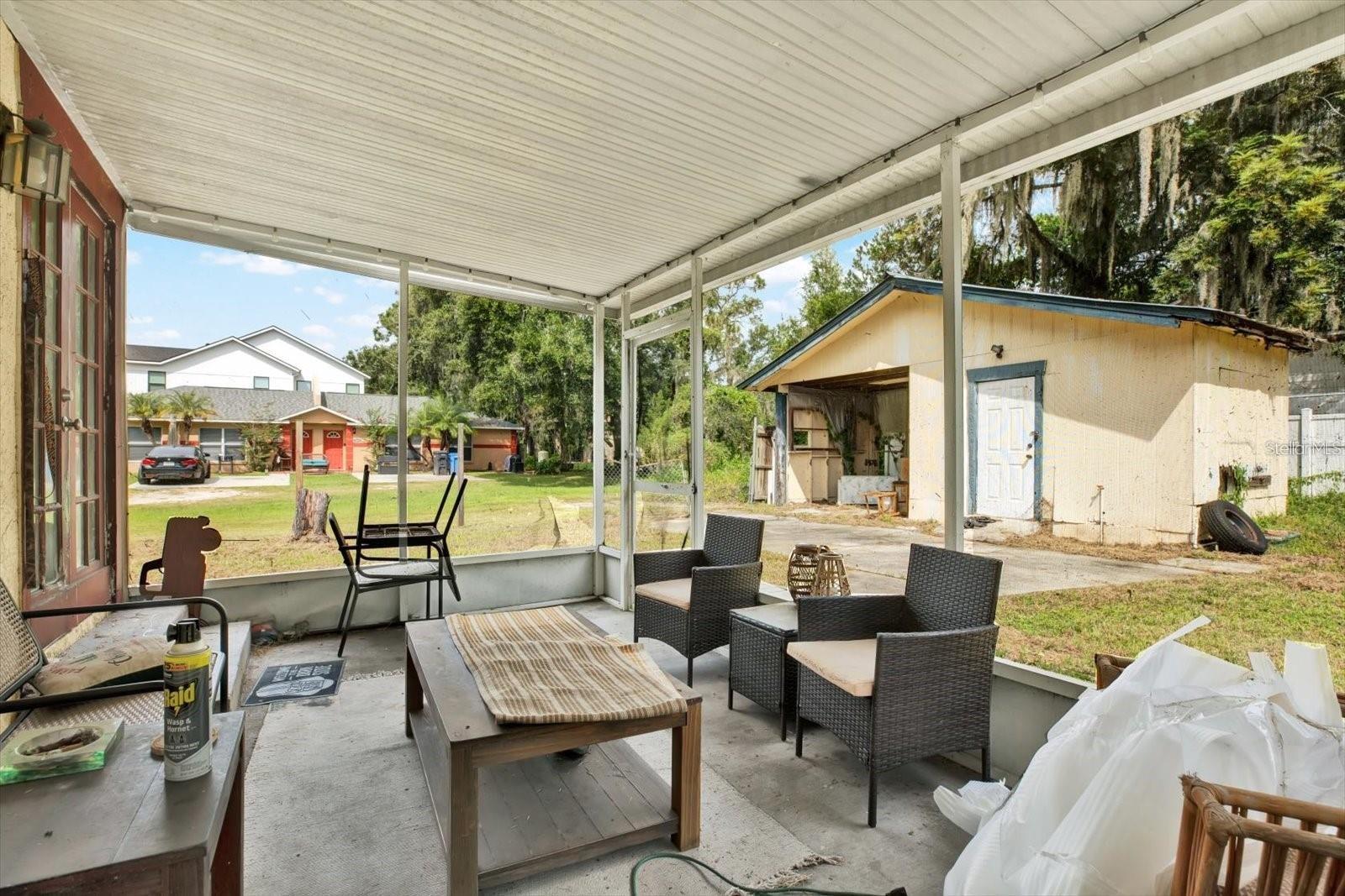 Listing photo id 14 for 7311 Ardenwood Street