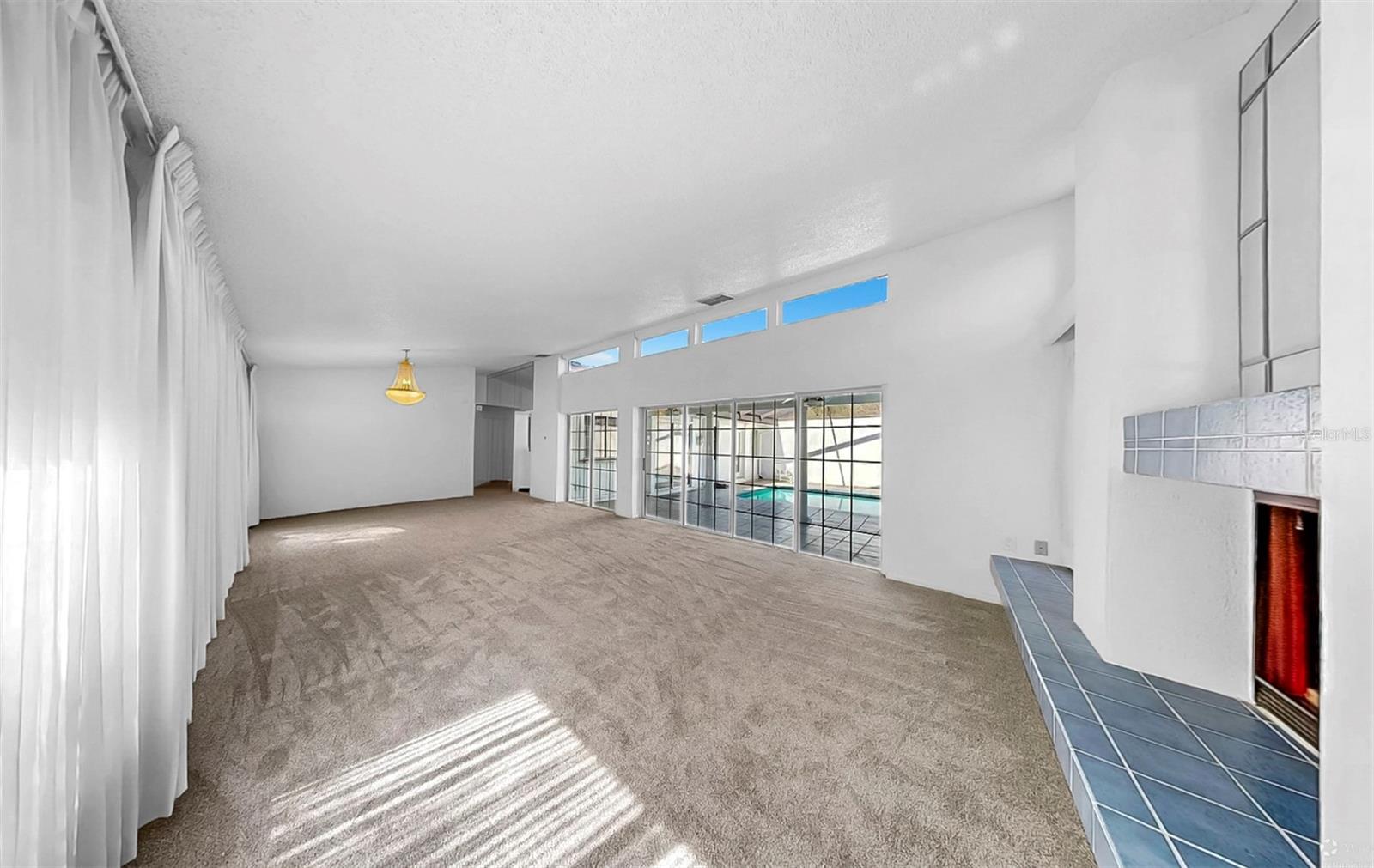 Image 14 of 56 For 708 Dorado Court