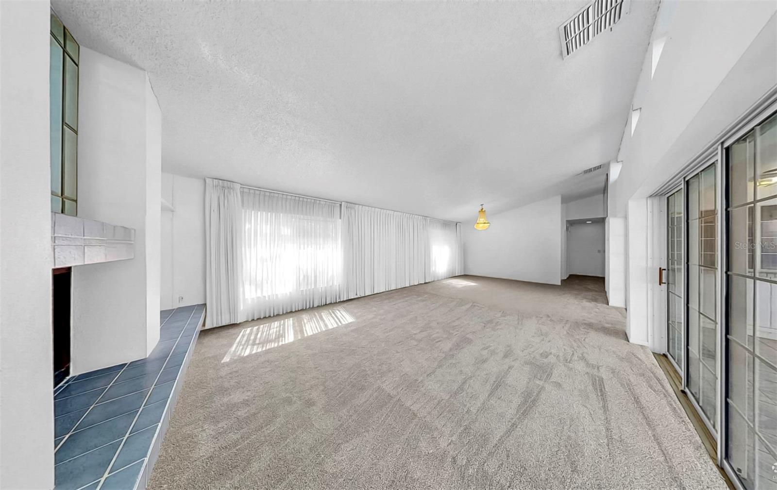 Image 16 of 56 For 708 Dorado Court