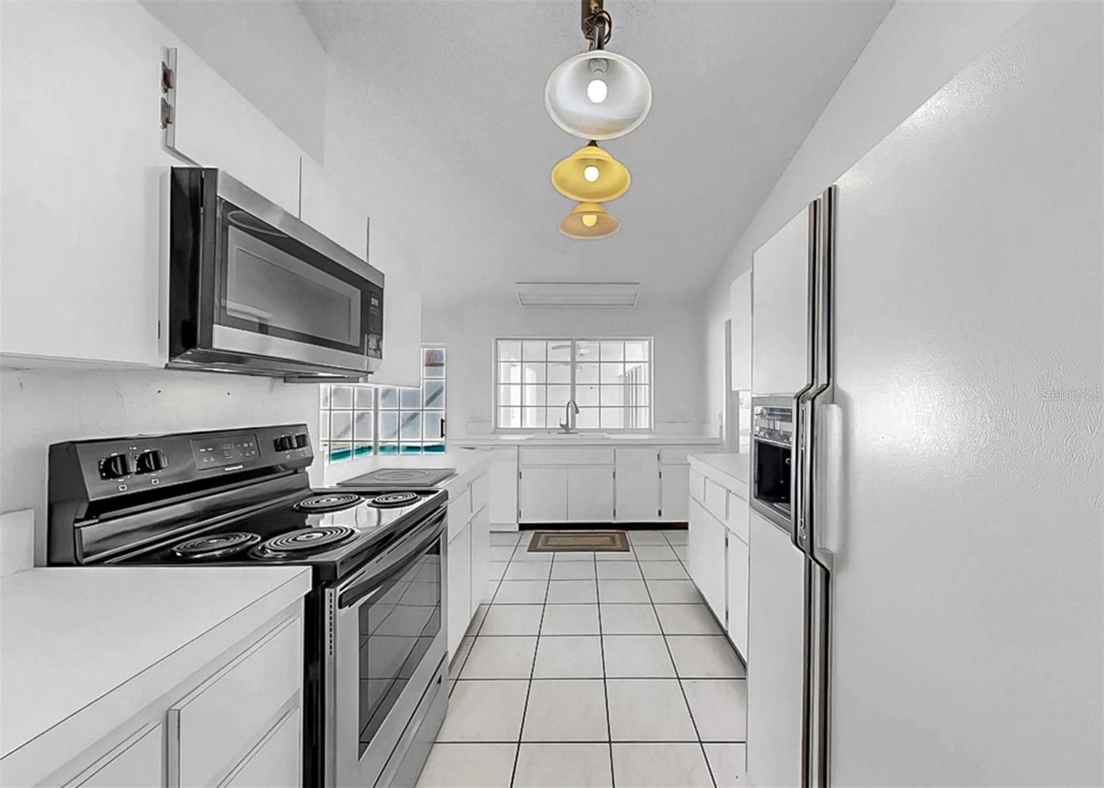 Image 18 of 56 For 708 Dorado Court