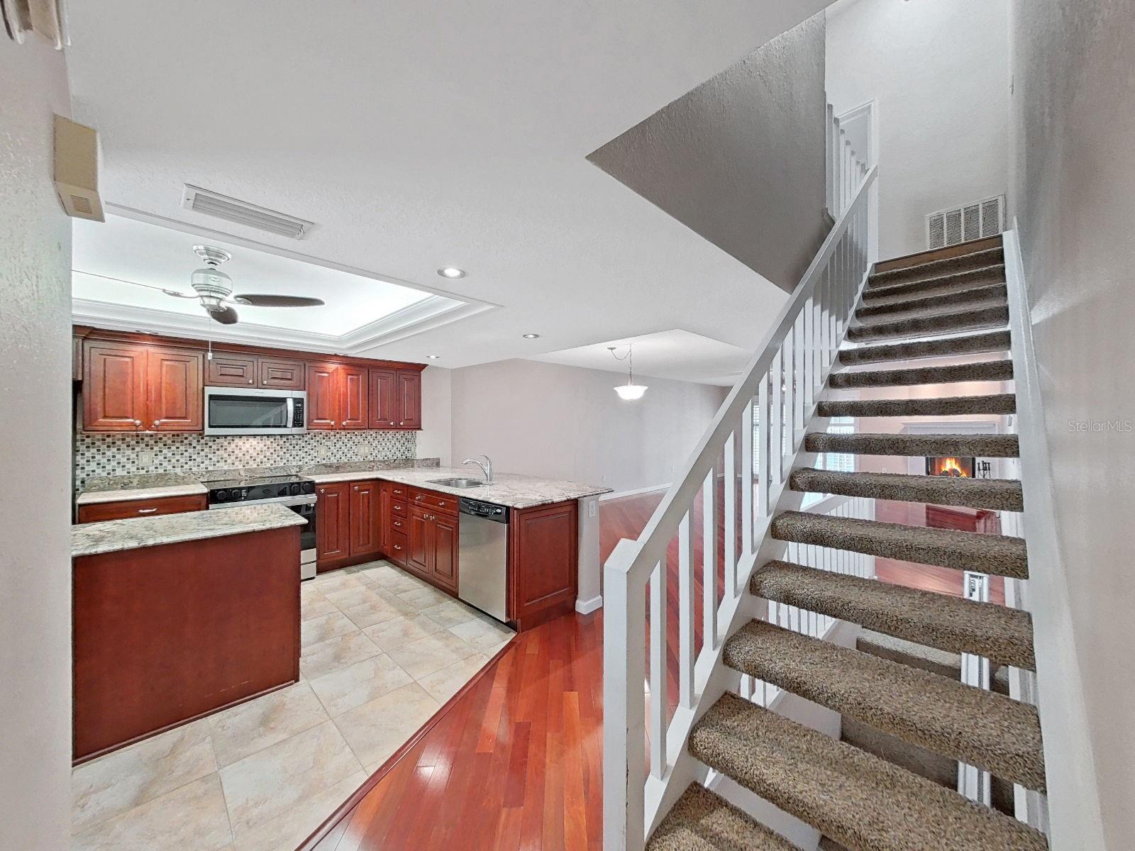 Image 20 of 50 For 465 Pinellas Bayway S 303