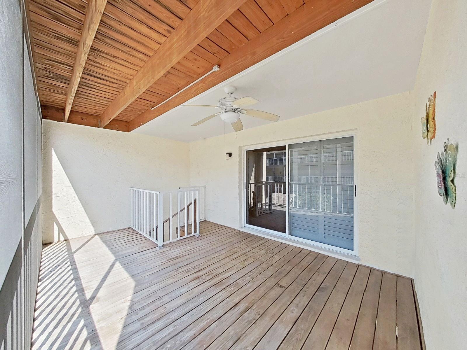 Image 23 of 50 For 465 Pinellas Bayway S 303