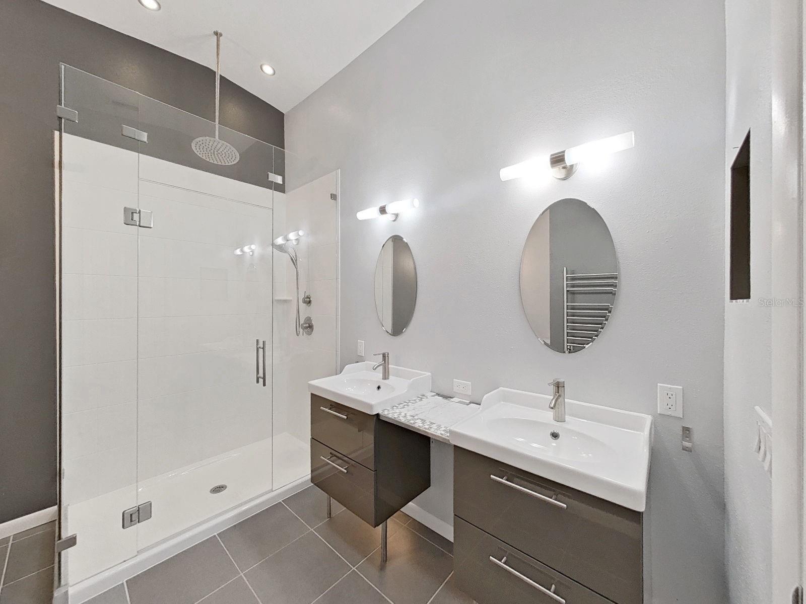 Image 35 of 50 For 465 Pinellas Bayway S 303