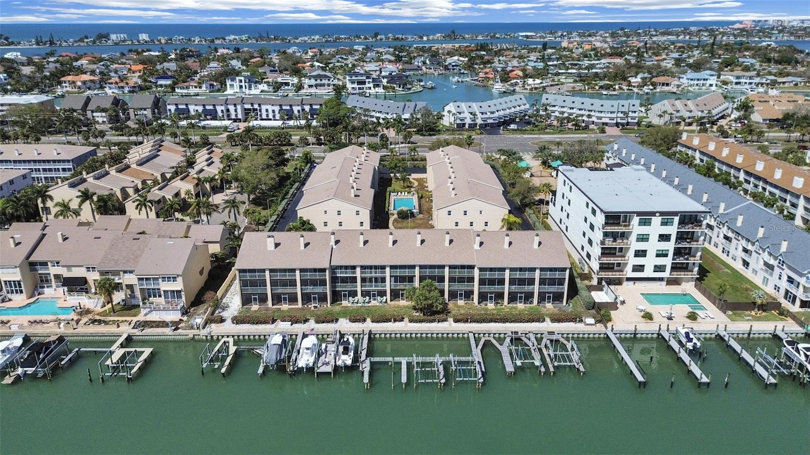 Image 4 of 50 For 465 Pinellas Bayway S 303