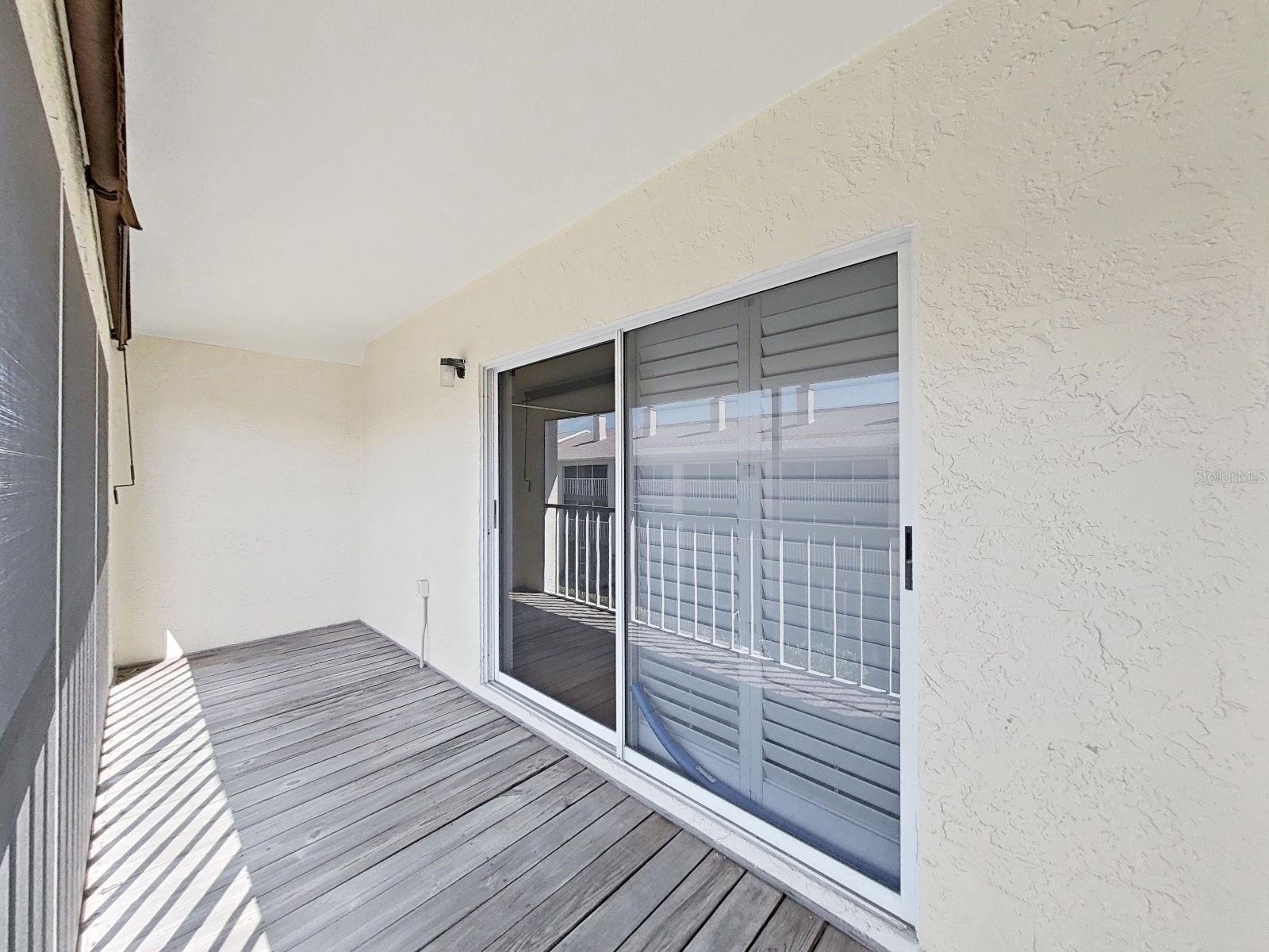 Image 43 of 50 For 465 Pinellas Bayway S 303