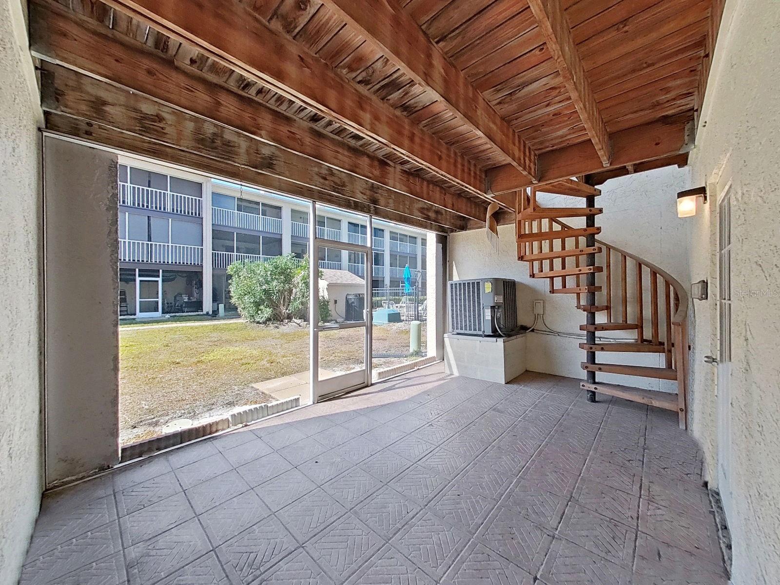 Image 46 of 50 For 465 Pinellas Bayway S 303