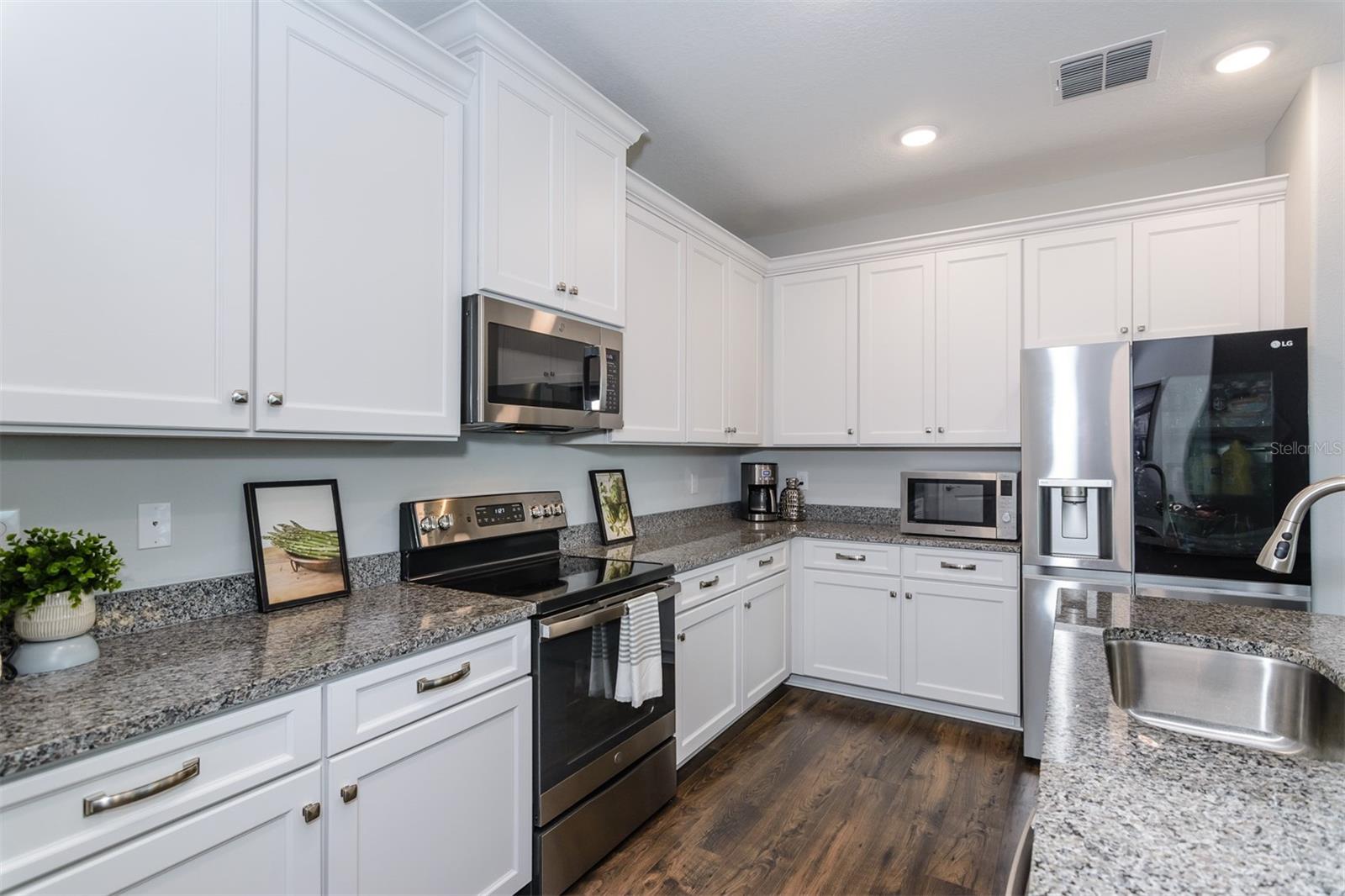 Image 16 of 49 For 11347 Weaver Hollow Road